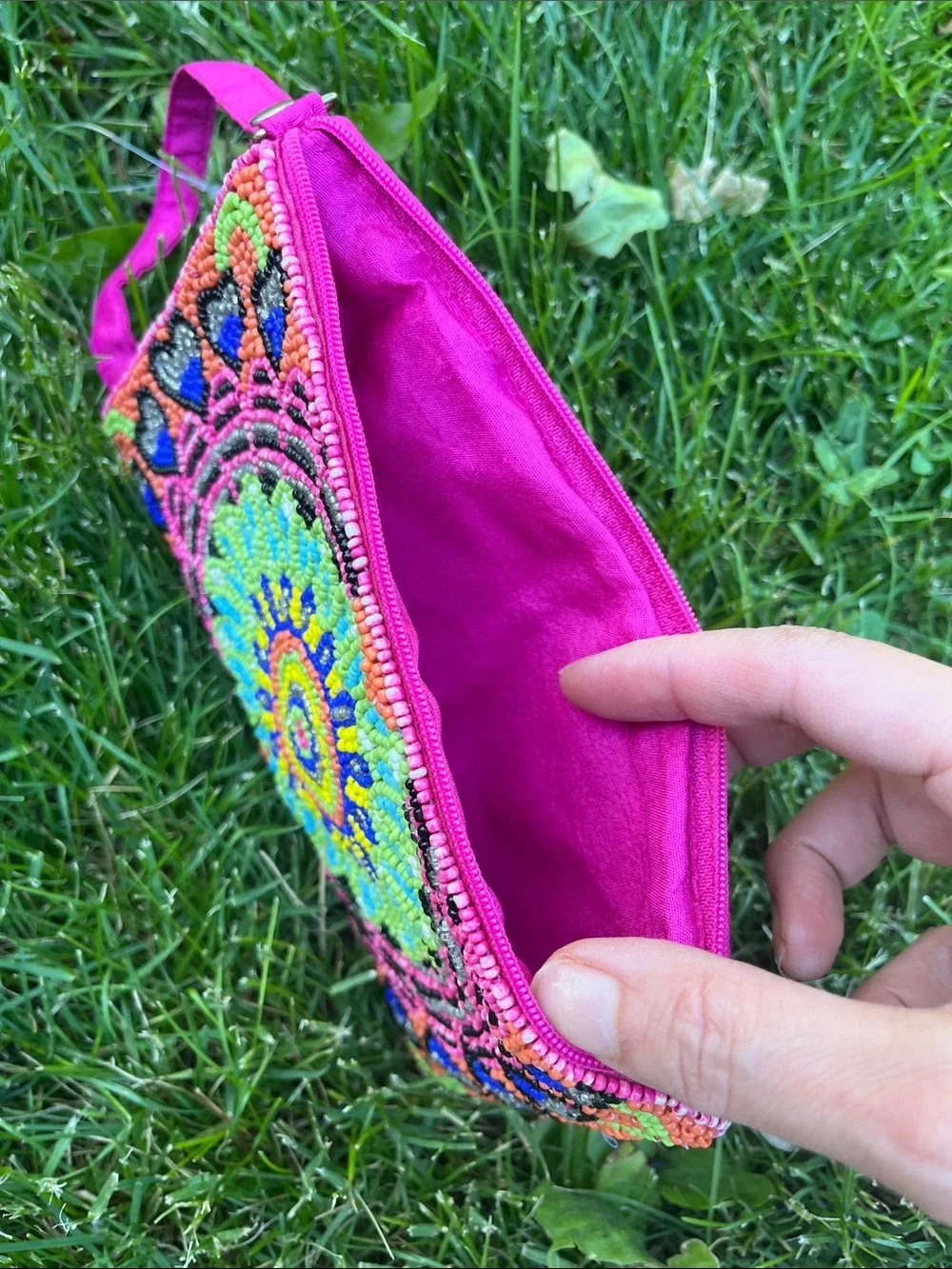 Wristlet Vibrant Beaded Wristlet Bag in Hot Pink